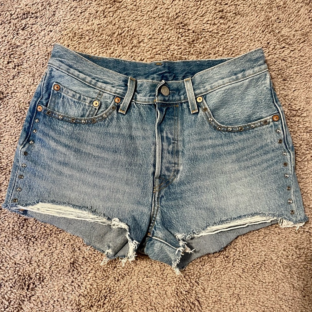Levi’s 501s denim shorts. Size 27
